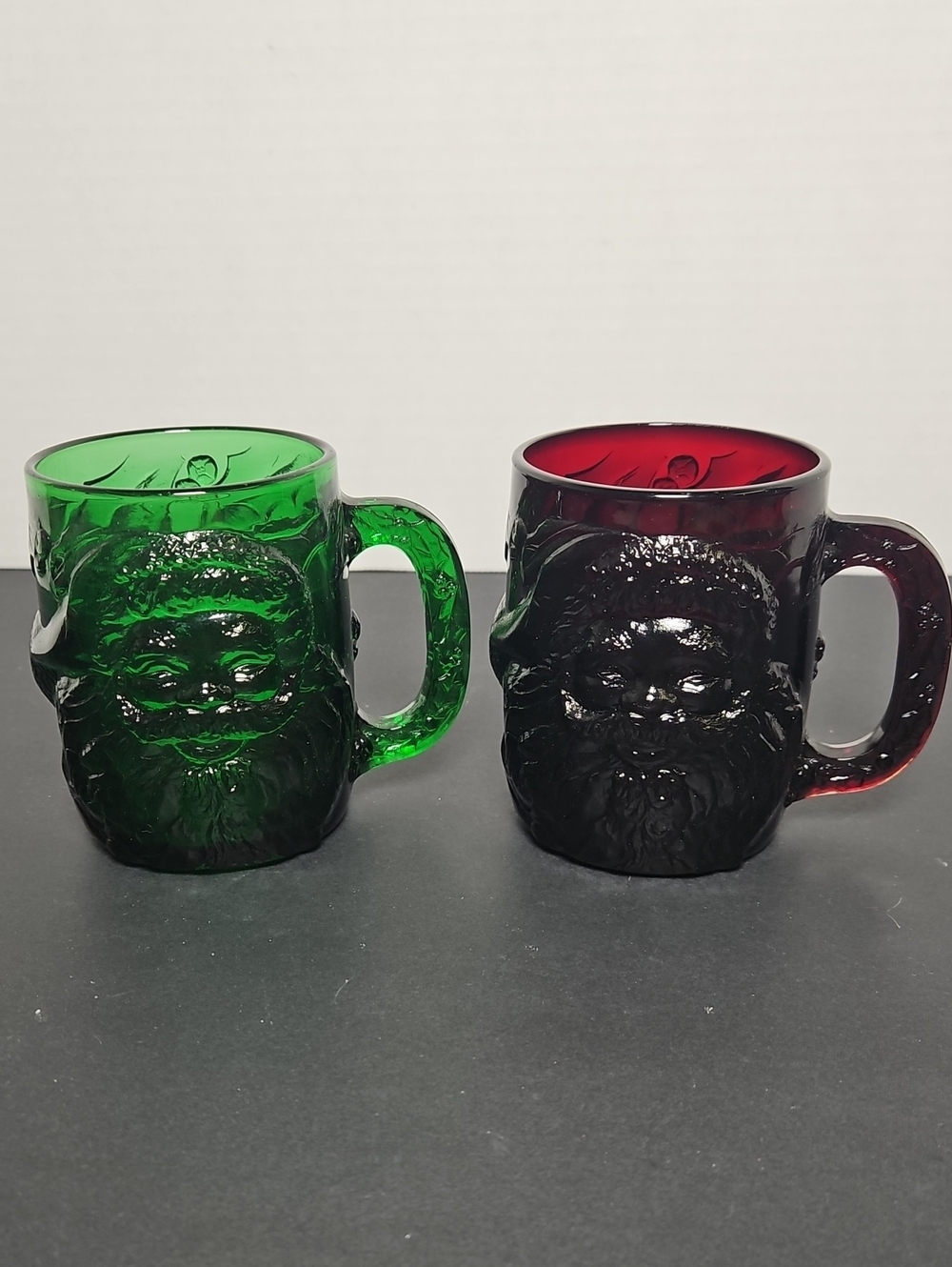 Vintage Arcoroc Red and Green Glass Santa Claus Christmas Mugs